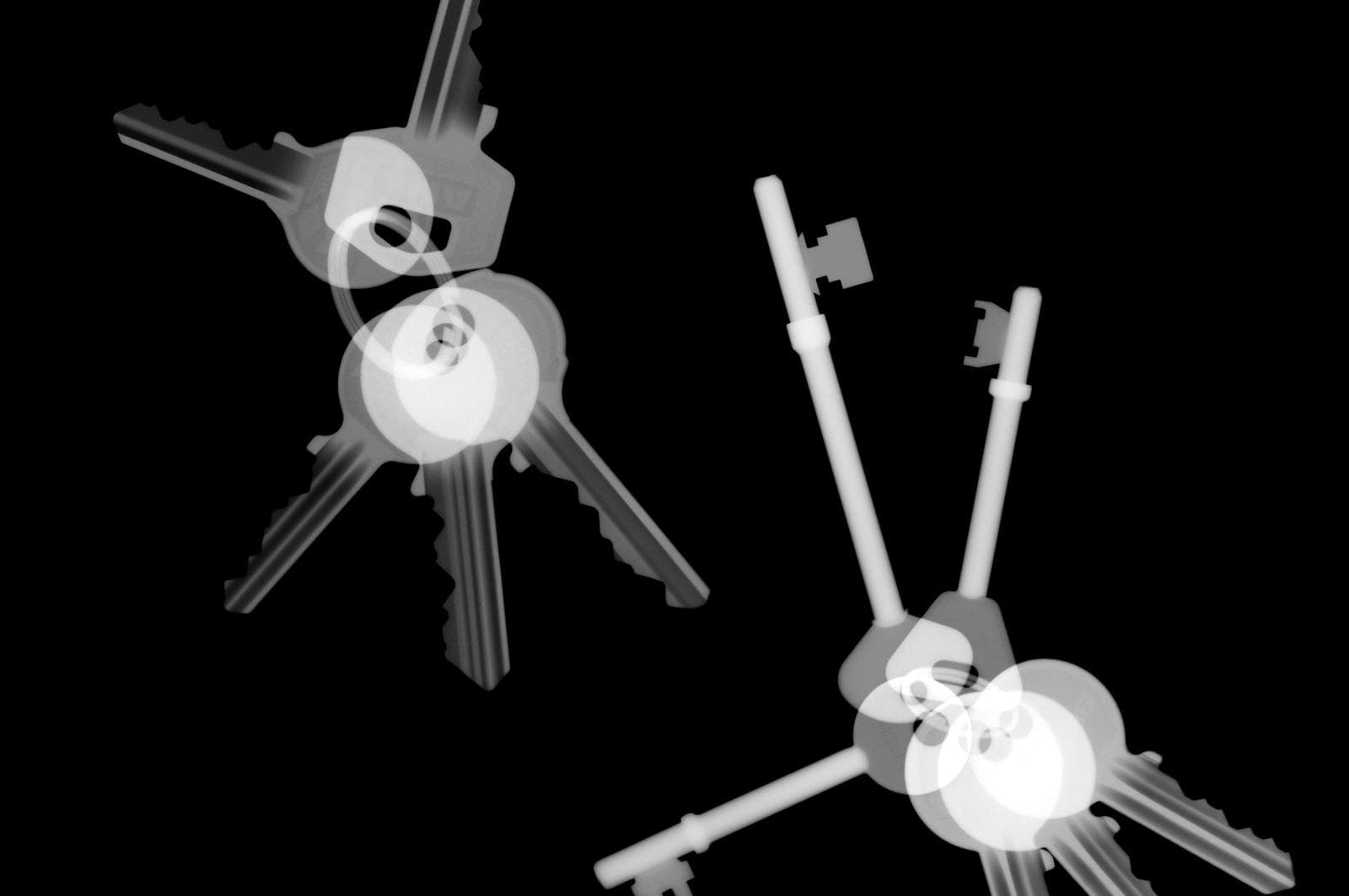 two sets of keys on chain